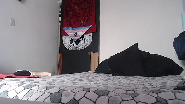 Zafiro subversiva online show from 02/04/25, 07:33