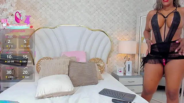 IsabellaKanned online show from 10/06/25, 02:47