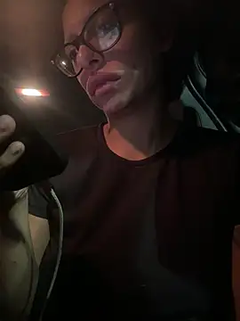 myloveforyouu online show from 09/09/25, 02:00