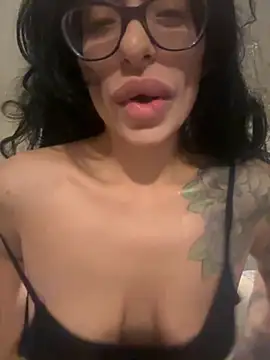 myloveforyouu online show from 11/26/25, 12:50