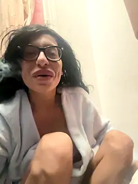 myloveforyouu online show from 11/28/25, 01:58