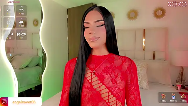 Snapshot of ANGELL06 chatting on 12/20/25, 06:53 ANGELL06 online show from 12/20/25, 06:53