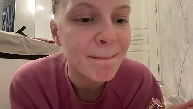 wrenlie online show from 03/24/26, 08:25