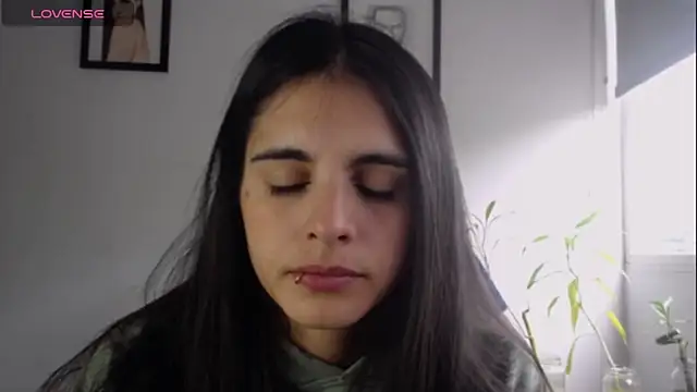 Snapshot of alma_violeta chatting on 03/07/25, 03:18 alma violeta online show from 03/07/25, 03:18