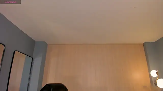 ValeriaRiveraX online show from 02/12/26, 04:18