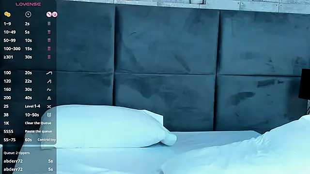 Snapshot of Salome_Diaz_ chatting on 02/18/25, 04:26 Salome Diaz online show from 02/18/25, 04:26