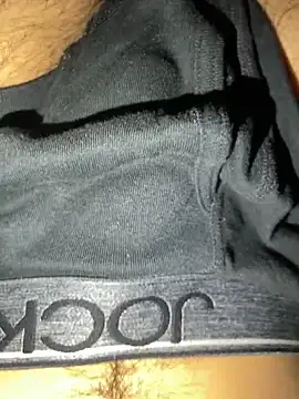 Snapshot of Desibullrck chatting on 12/23/24, 04:39 Desibullrck online show from 12/23/24, 04:39