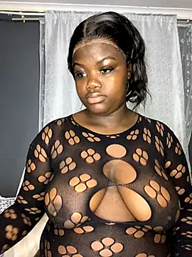 Snapshot of HornyxLadie chatting on 11/07/25, 12:10 HornyxLadie online show from 11/07/25, 12:10