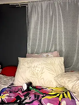 Snapshot of HornyxLadie chatting on 11/08/25, 08:40 HornyxLadie online show from 11/08/25, 08:40