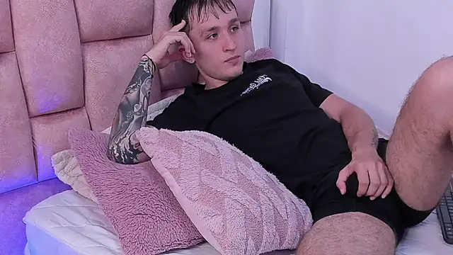 Dylanwhite23  online show from 03/16/25, 10:31