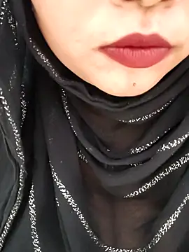 Indian-Nazia online show from 10/18/25, 07:09