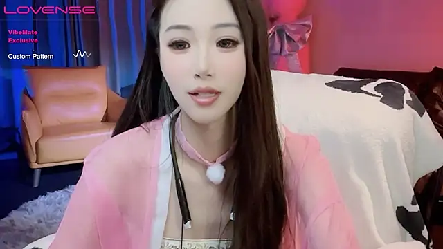 Snapshot of JoooJo_ chatting on 02/19/25, 08:20 JoooJo online show from 02/19/25, 08:20