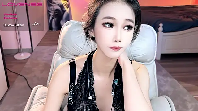 Snapshot of JoooJo_ chatting on 09/21/25, 04:47 JoooJo online show from 09/21/25, 04:47