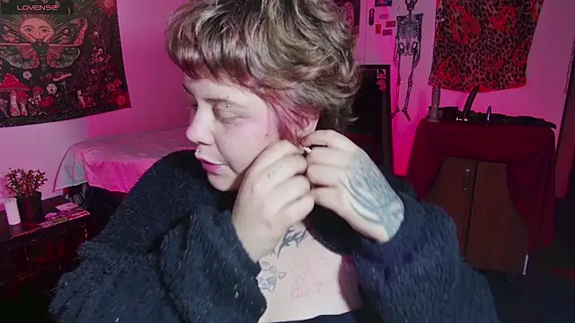 Sabrina scarlett online show from 04/07/26, 05:52