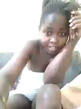 Sweetcecie01 online show from 03/22/25, 01:41