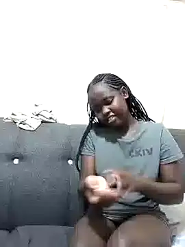 Sweetcecie01 online show from 09/29/25, 08:24