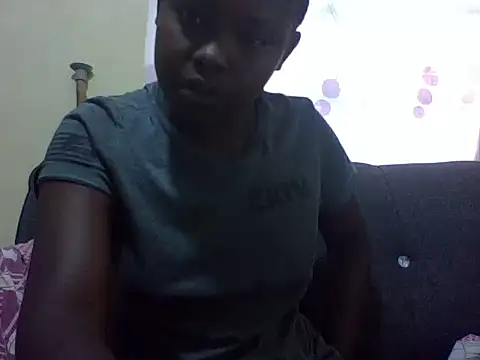 Sweetcecie01 online show from 04/11/26, 02:54