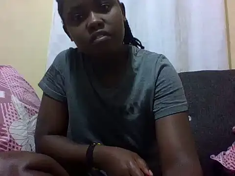 Snapshot of Sweetcecie01 chatting on 06/07/26, 08:34 Sweetcecie01 online show from 06/07/26, 08:34