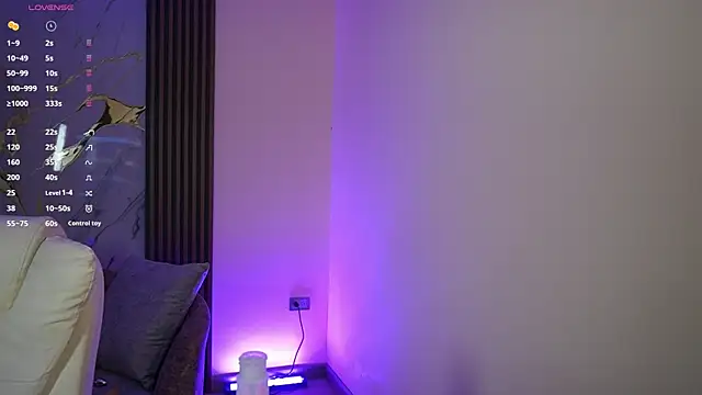 Snapshot of Anybuny chatting on 10/27/25, 12:09 Anybuny online show from 10/27/25, 12:09