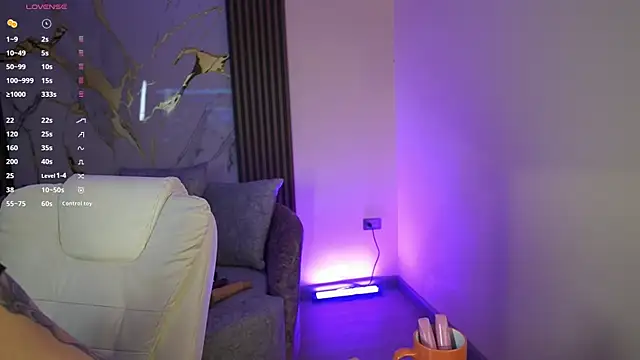 Snapshot of Anybuny chatting on 11/01/25, 11:34 Anybuny online show from 11/01/25, 11:34