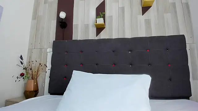 Anastasiapriest online show from 09/25/25, 11:47