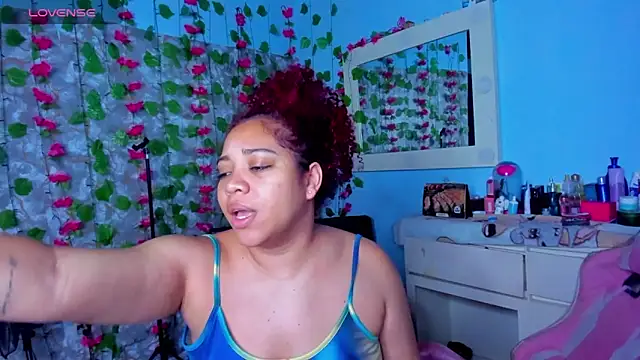 Snapshot of AngelaCoffee chatting on 06/04/26, 05:08 AngelaCoffee online show from 06/04/26, 05:08
