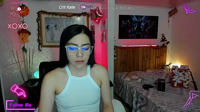 LauGrayJ online show from 01/06/25, 06:03