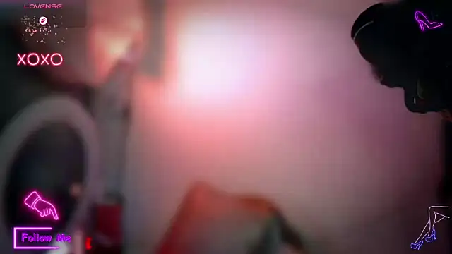 LauGrayJ online show from 09/11/25, 02:55