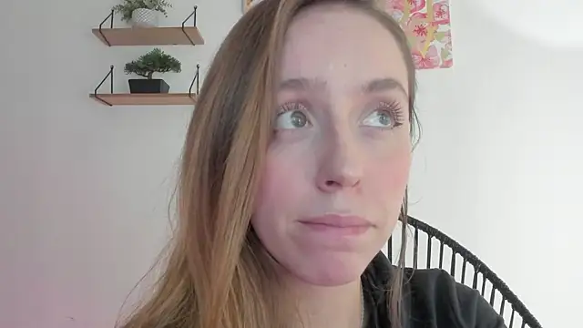 Snapshot of SofiaGc chatting on 01/09/25, 02:43 SofiaGc online show from 01/09/25, 02:43