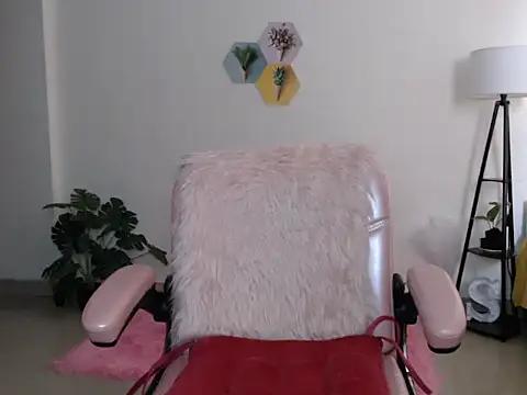 sneha294 online show from 12/19/24, 07:29