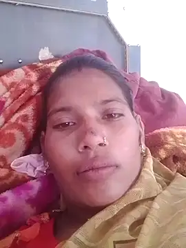 Snapshot of HOTDEEKCHA chatting on 03/01/25, 08:23 HOTDEEKCHA online show from 03/01/25, 08:23