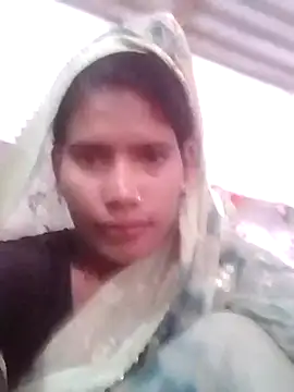 Snapshot of HOTDEEKCHA chatting on 03/03/25, 03:30 HOTDEEKCHA online show from 03/03/25, 03:30