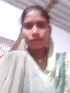 Snapshot of HOTDEEKCHA chatting on 03/06/25, 03:13 HOTDEEKCHA online show from 03/06/25, 03:13