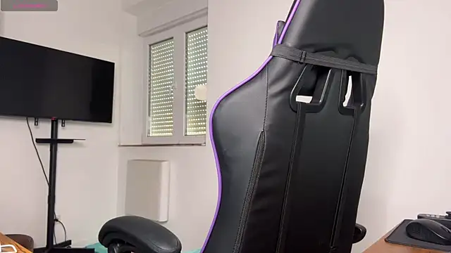 Caliiie-of online show from 11/05/25, 07:08