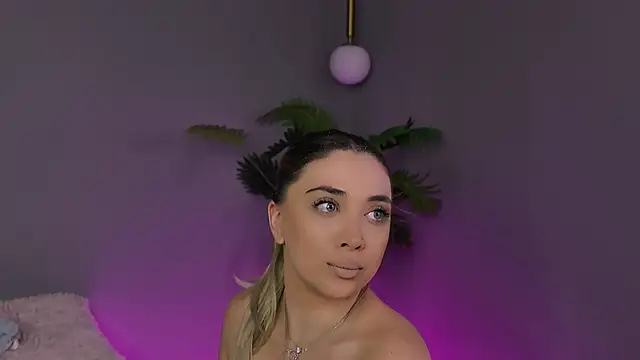 Jessielle online show from 04/01/26, 06:36