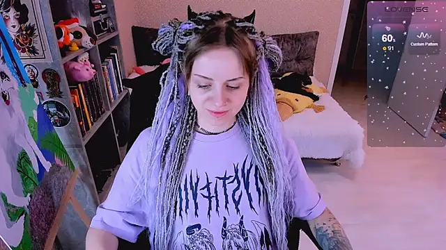 Snapshot of NaniMoore chatting on 12/06/24, 06:15 NaniMoore online show from 12/06/24, 06:15