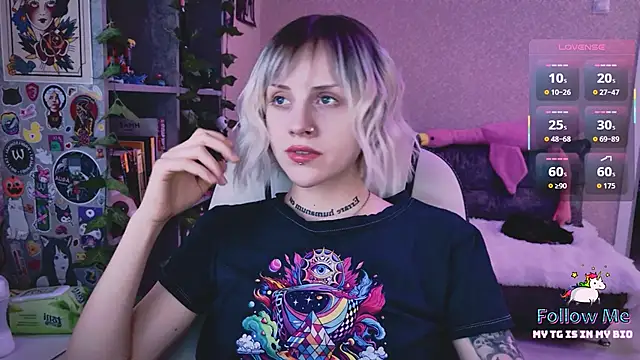 NaniMoore online show from 03/30/26, 08:21