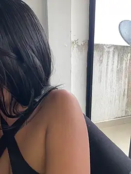 Dulce-diosa online show from 12/19/25, 07:21