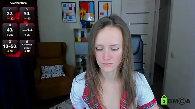 Snapshot of FrancescaCollins chatting on 12/17/24, 12:00 FrancescaCollins online show from 12/17/24, 12:00