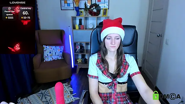 Snapshot of FrancescaCollins chatting on 12/26/24, 08:18 FrancescaCollins online show from 12/26/24, 08:18