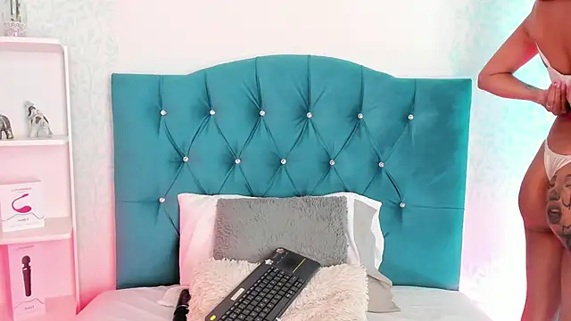 Eva ritz online show from 03/09/25, 01:26