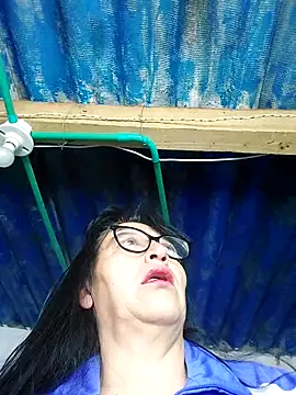 clarita 01 online show from 12/02/25, 12:43