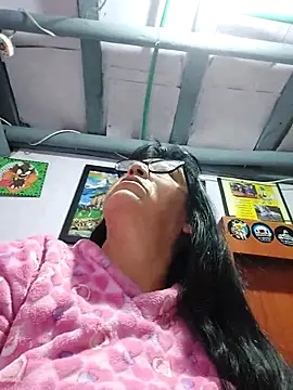 Snapshot of clarita_01 chatting on 06/03/26, 10:07 clarita 01 online show from 06/03/26, 10:07