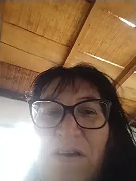 Snapshot of clarita_01 chatting on 06/14/26, 03:47 clarita 01 online show from 06/14/26, 03:47