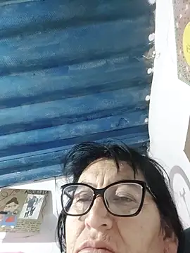 Snapshot of clarita_01 chatting on 06/16/26, 11:46 clarita 01 online show from 06/16/26, 11:46