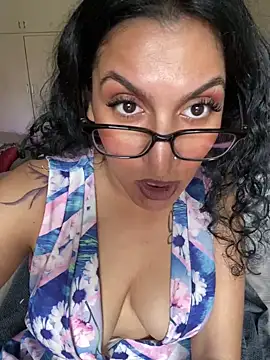 Indianbutter11 online show from 02/03/25, 05:29