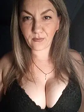 Snapshot of Ant0nina chatting on 12/01/24, 10:10 Ant0nina online show from 12/01/24, 10:10