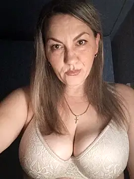 Snapshot of Ant0nina chatting on 12/09/24, 10:41 Ant0nina online show from 12/09/24, 10:41