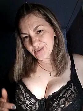 Snapshot of Ant0nina chatting on 12/29/24, 01:56 Ant0nina online show from 12/29/24, 01:56