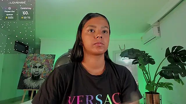 JANYLOVE   online show from 02/01/25, 11:21